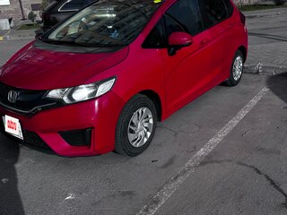 2013 Honda Fit III, красный, 1100000 рублей, вид 1