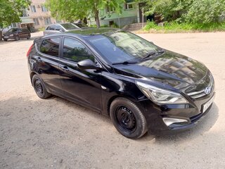 2015 Hyundai Solaris I Рестайлинг, чёрный, 390000 рублей, вид 4