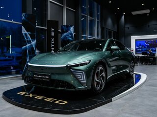 2025 Exeed Exlantix ES, зелёный, 6740000 рублей, вид 1