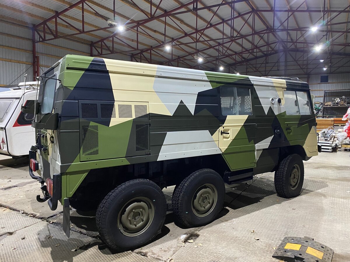 Автомобиль пинцгауэр фото