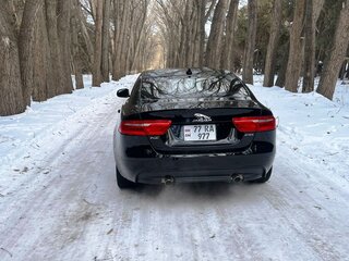 2018 Jaguar XE I, чёрный, 1250000 рублей, вид 5