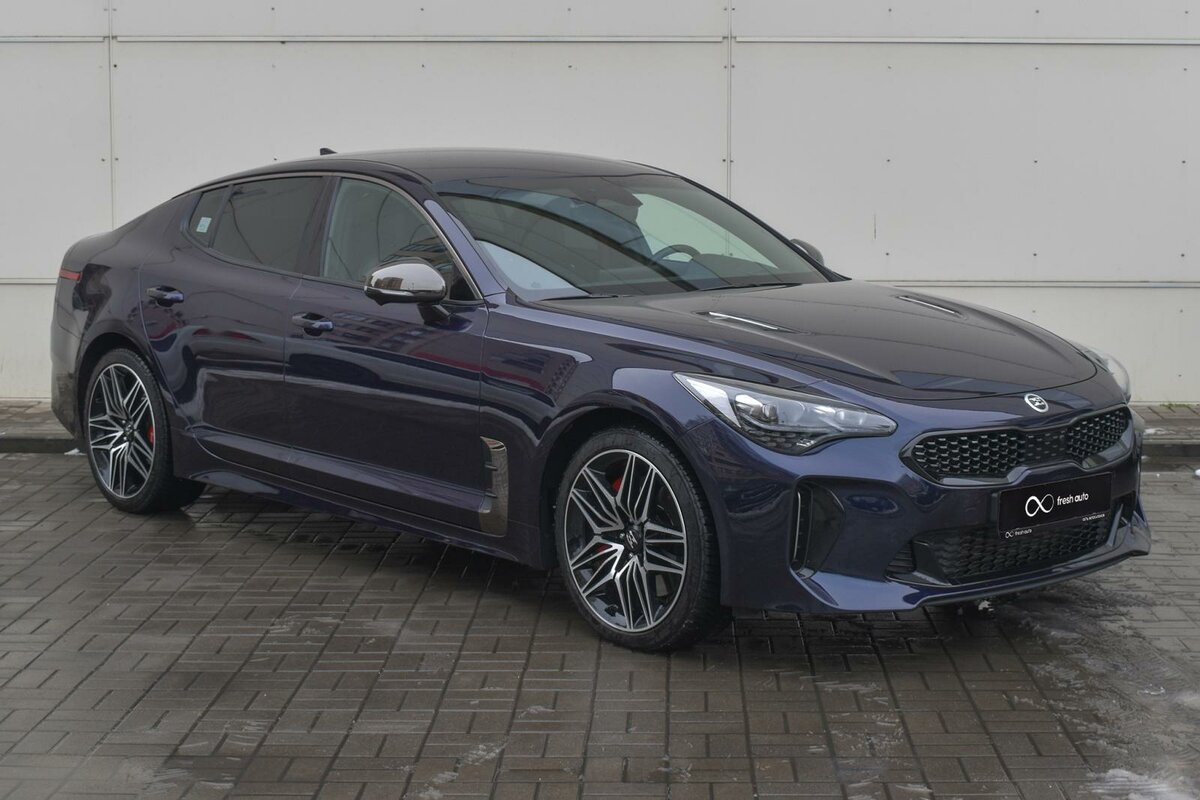 Купить б/у Kia Stinger I Рестайлинг 3.3 AT (370 л.с.) 4WD бензин ...