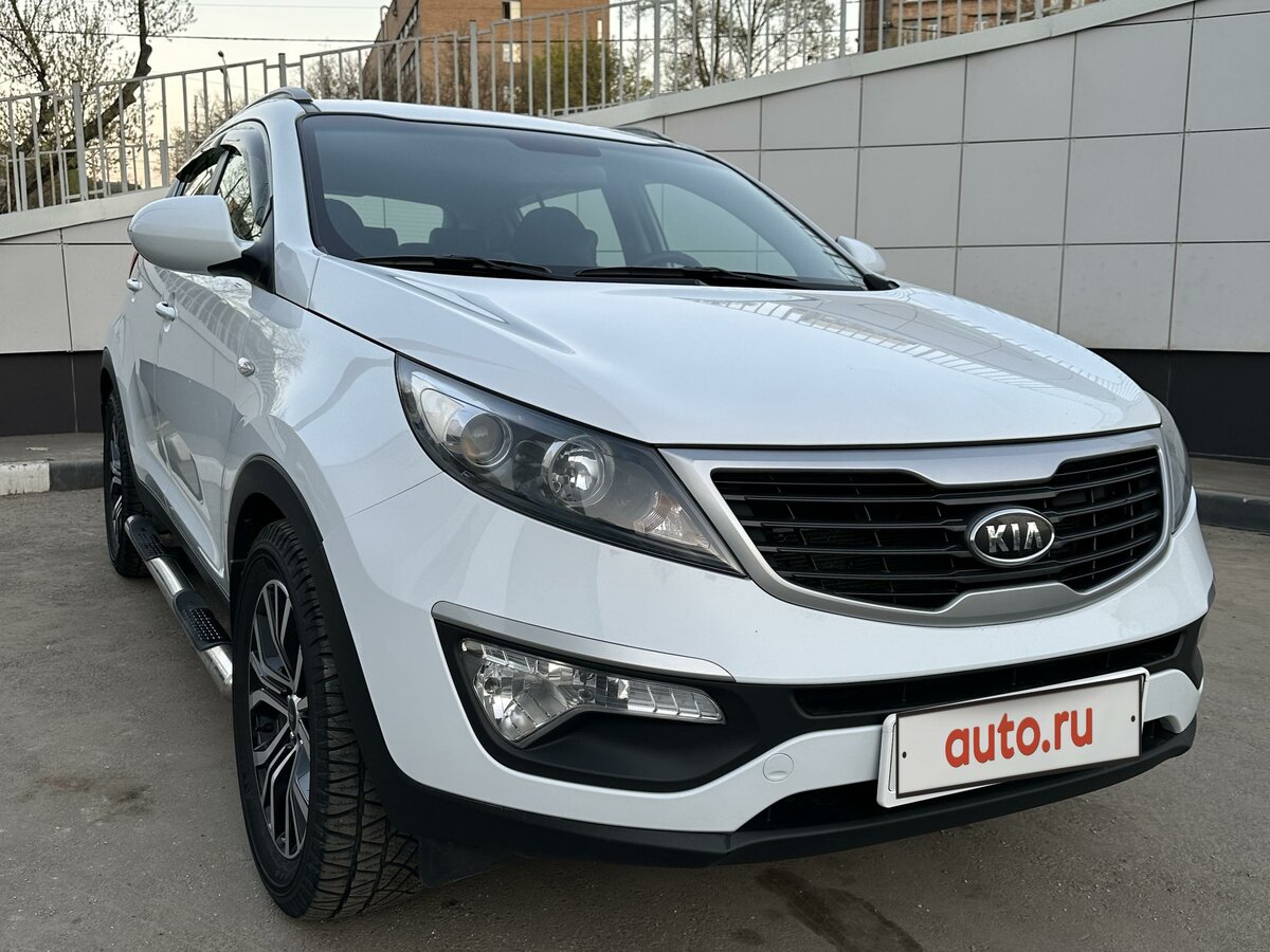 Купить б/у Kia Sportage III 2.0 AT (150 л.с.) бензин автомат в Москве ...