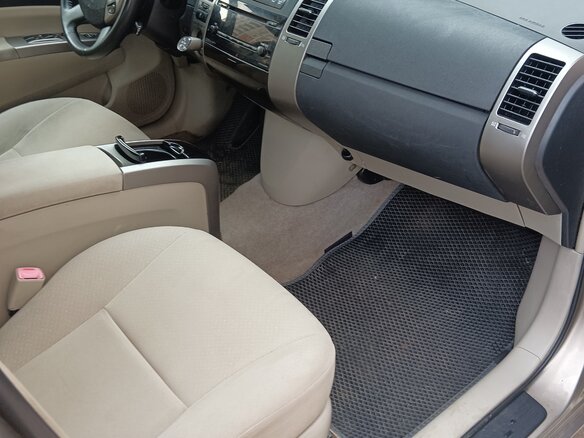 2008 Toyota Prius II Рестайлинг (XW20), бежевый, 830000 рублей - вид 6