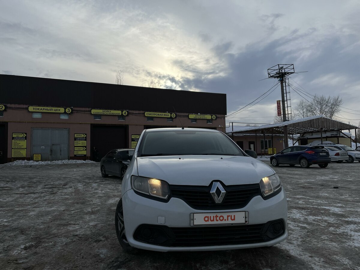 Купить б/у Renault Logan II Рестайлинг 1.6 MT (82 л.с.) бензин механика ...
