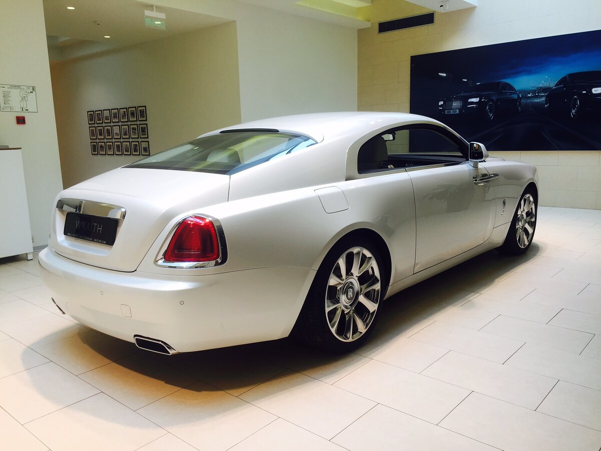 Роллс Ройс Wraith Coupe White