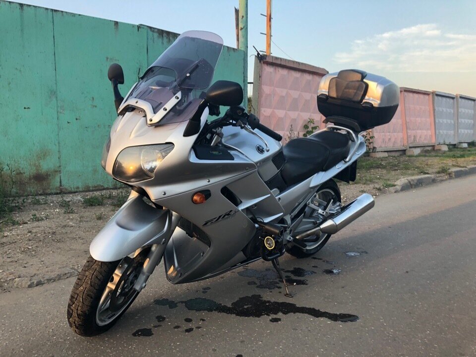 Yamaha FJR 1300 2004