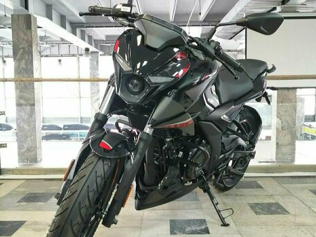 Bajaj mat bike price sale