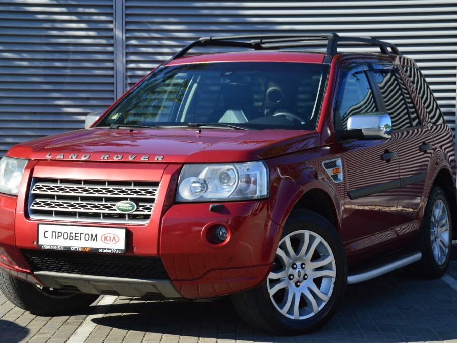 Land Rover Freelander 2 красный