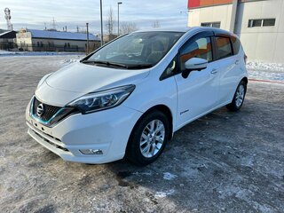 2019 Nissan Note e-Power II Рестайлинг, белый, 1360000 рублей, вид 1