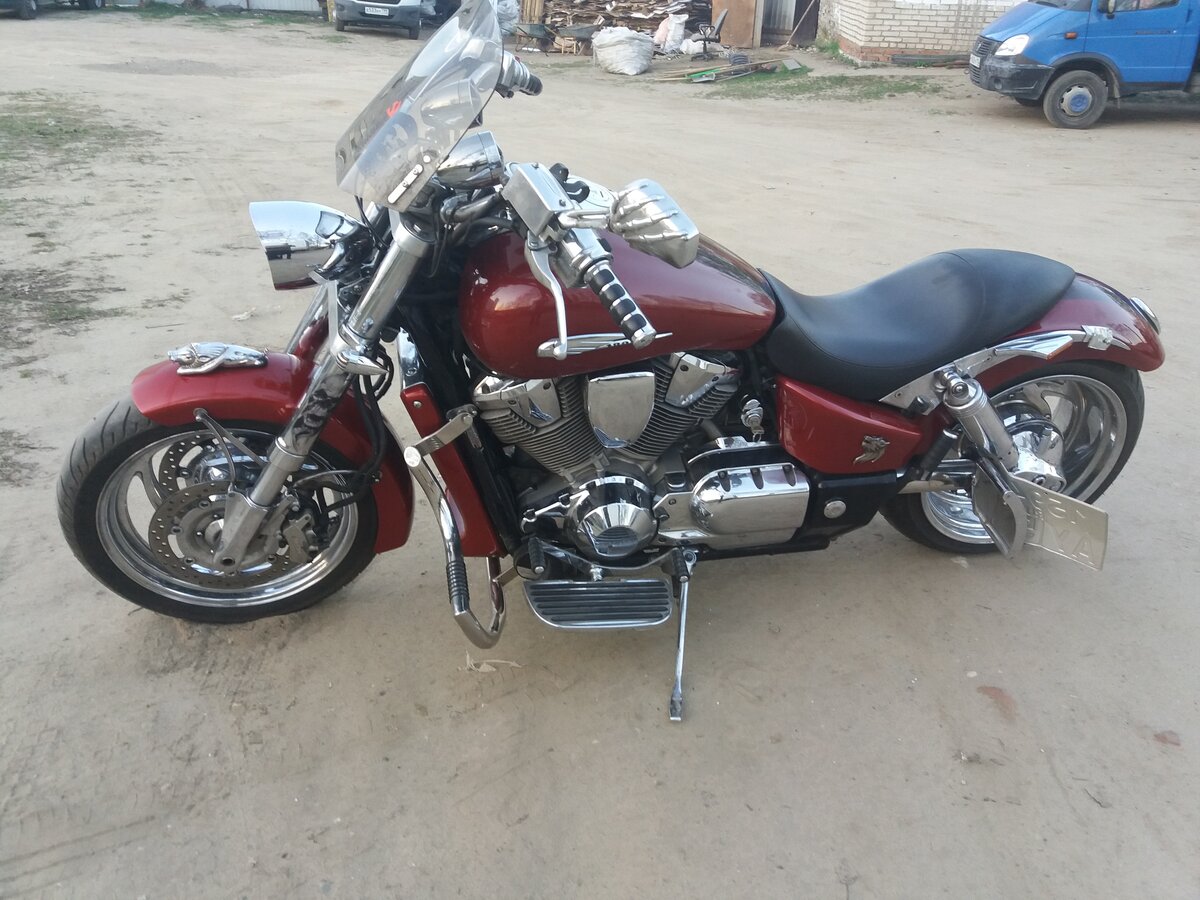 Honda VTX 1300 переднее крыло