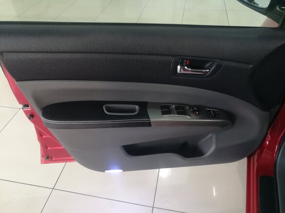 2009 Toyota Prius II Рестайлинг (XW20), красный, 850000 рублей - вид 11