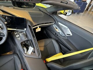 2024 Chevrolet Corvette Stingray C8, жёлтый, 11954465 рублей, вид 5