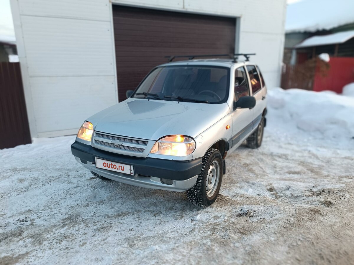 Купить б/у Chevrolet Niva I 1.7 MT (80 л.с.) 4WD бензин механика в Уфе ...
