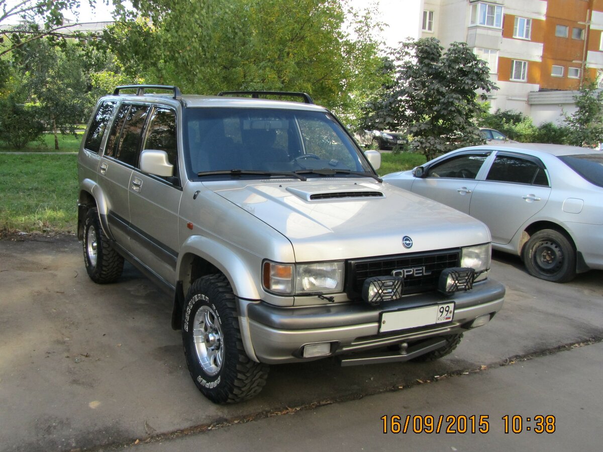 Опель Монтерей