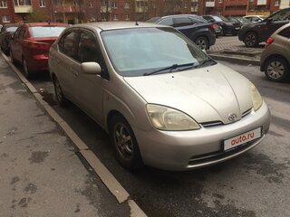 2002 Toyota Prius I Рестайлинг (XW10), серебристый, 260000 рублей, вид 1