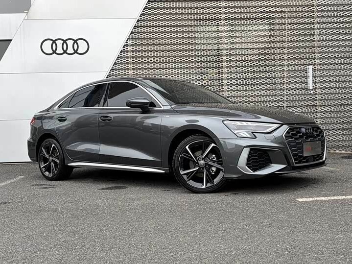 Audi A3 IV (8Y)