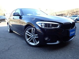 2015 BMW 1 серии 118i II (F20/F21) Рестайлинг, чёрный, 850000 рублей, вид 1