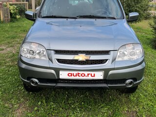 2015 Chevrolet Niva I Рестайлинг, серый, 730000 рублей, вид 1