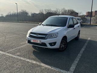 2017 Lada (ВАЗ) Granta I, белый, 700000 рублей, вид 1