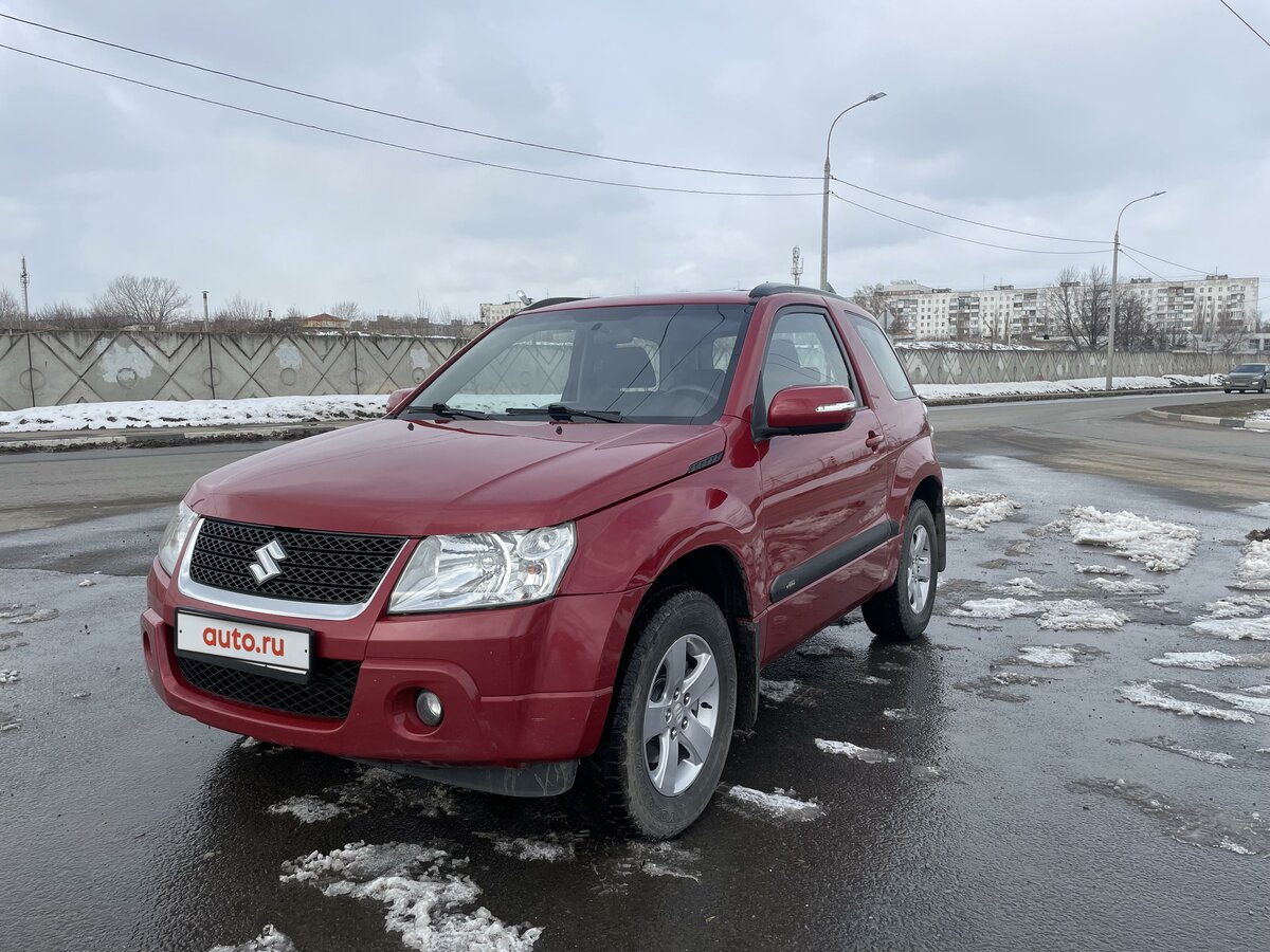 Suzuki Grand Vitara 2010 красная