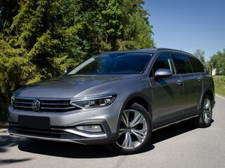 2020 Volkswagen Passat Alltrack B8 Рестайлинг, серебристый, 3405000 рублей, вид 1