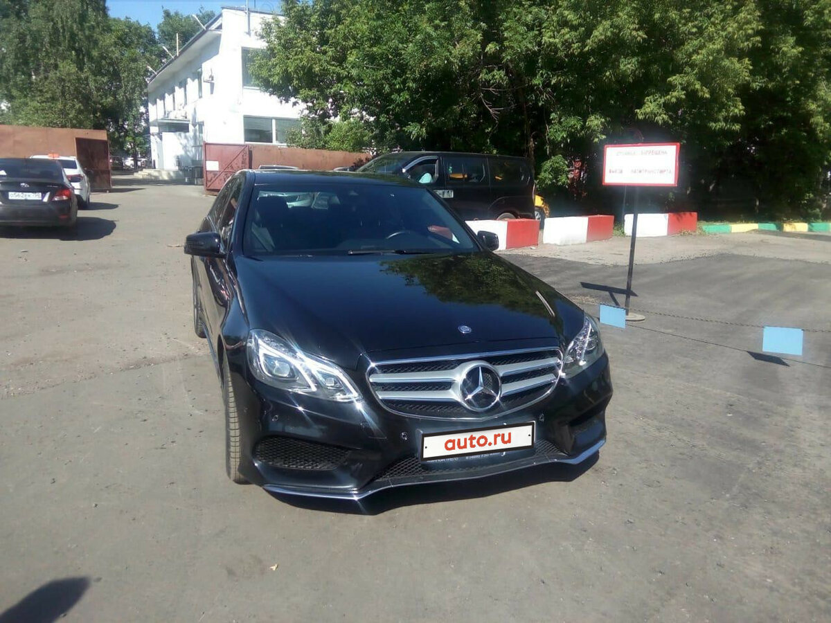 Мерседес е200 с бантиком