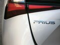 2019 Toyota Prius IV Рестайлинг (XW50), серебристый, 1910000 рублей - вид 2