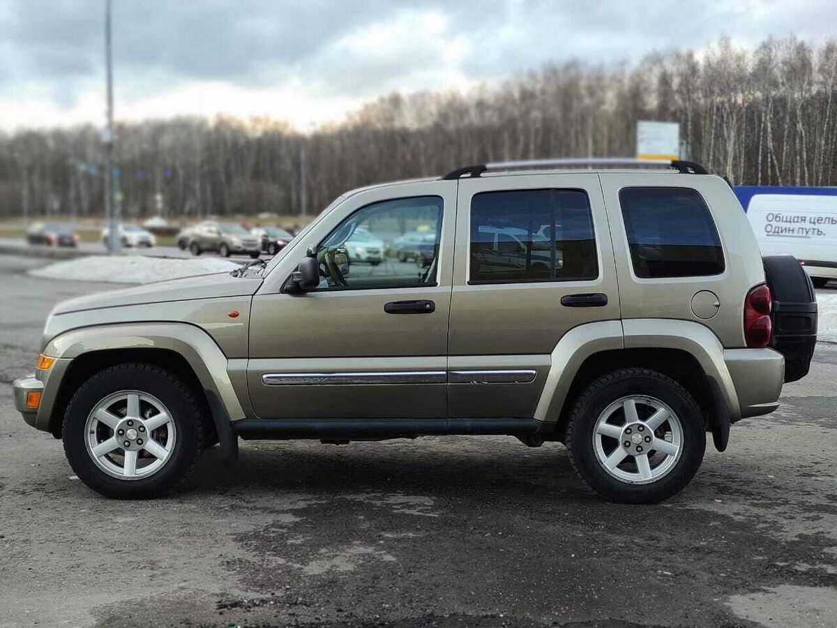 Купить б/у Jeep Cherokee III (KJ) Рестайлинг 3.7 AT (210 л