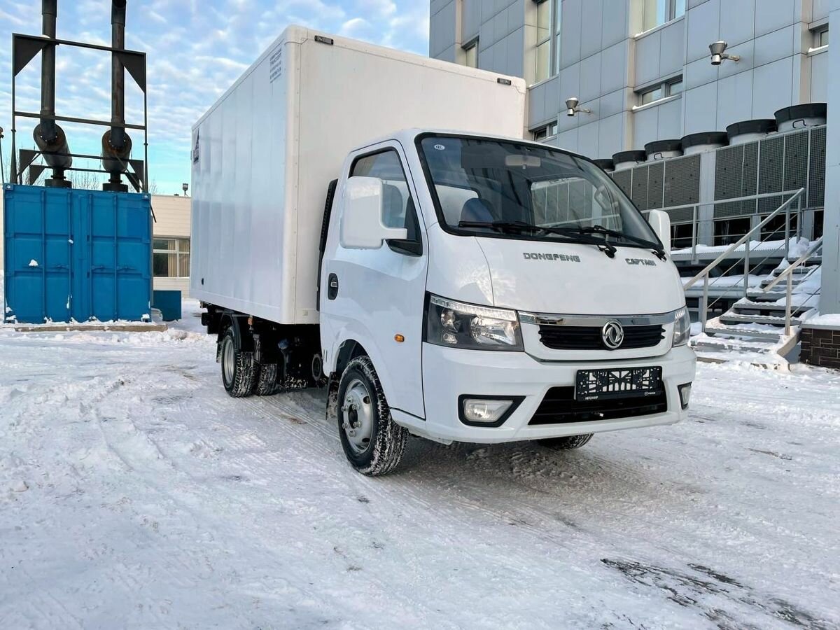 Р‘РµР»С‹Р№ Dongfeng