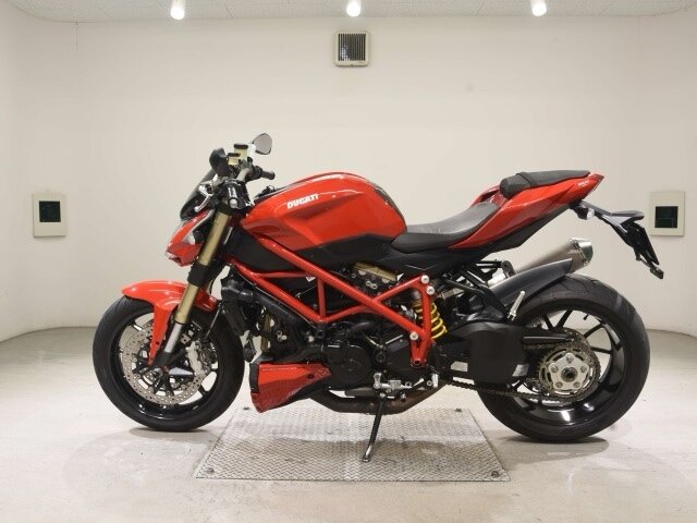 Ducati 848