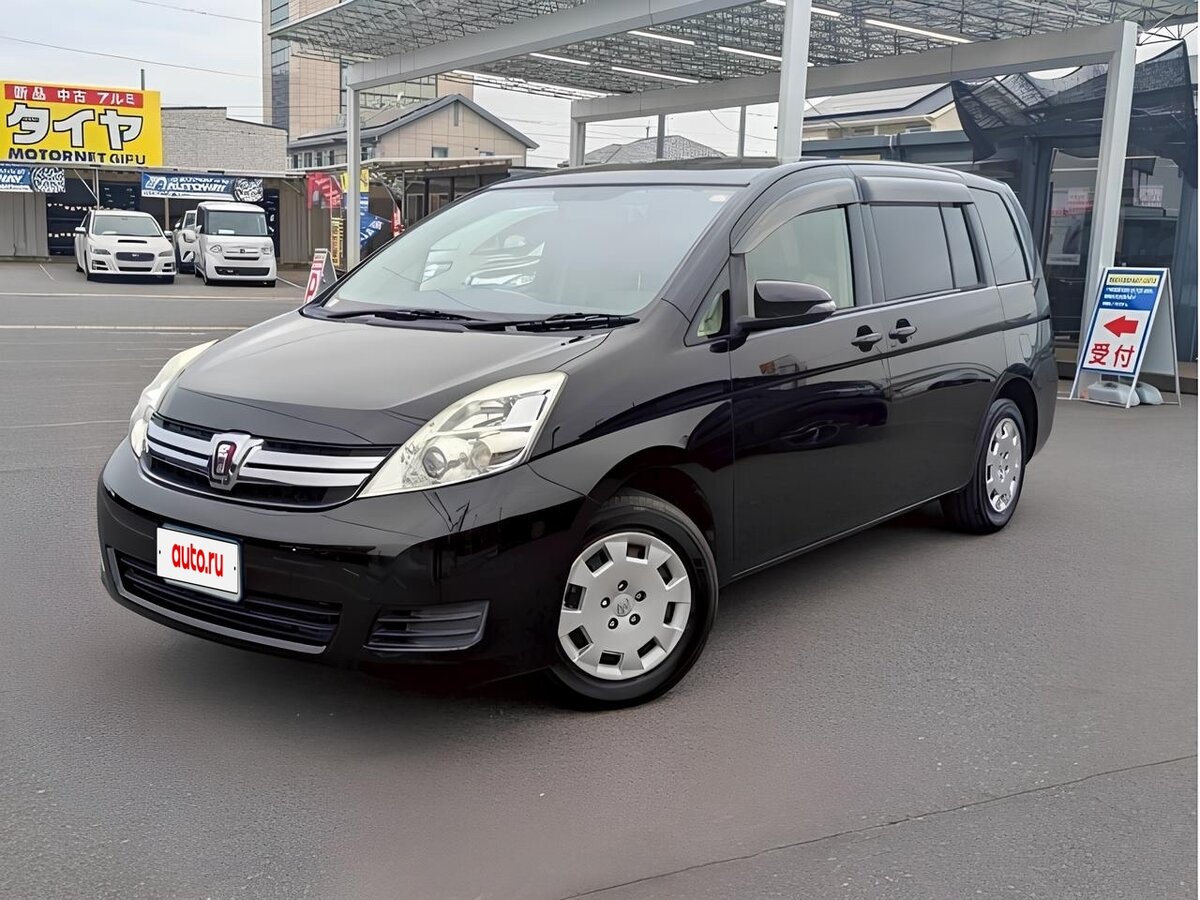 Toyota ISis I Рестайлинг