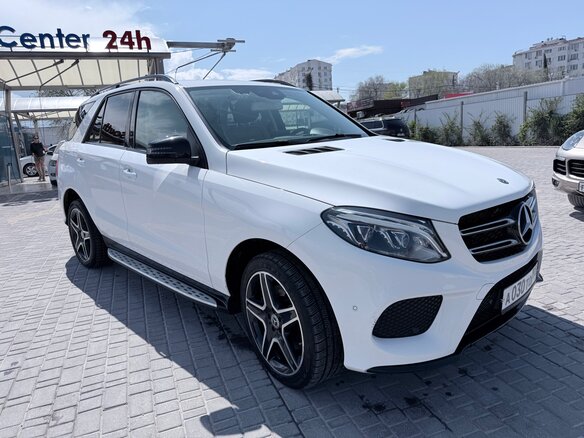 2017 Mercedes-Benz GLE 350 d I (W166), белый, 4600000 рублей