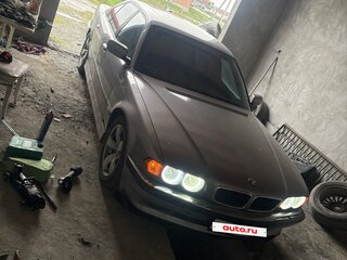 1998 BMW 7 серии 728i III (E38) Рестайлинг, серебристый, 400000 рублей, вид 1