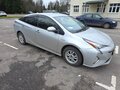 2016 Toyota Prius IV (XW50), серебристый, 1750000 рублей - вид 1