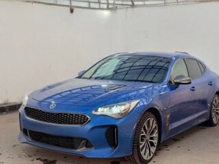 2019 Kia Stinger I, синий, 2350000 рублей, вид 1
