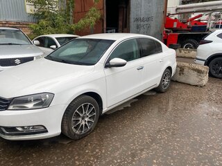 2011 Volkswagen Passat B7, белый, 690000 рублей, вид 1
