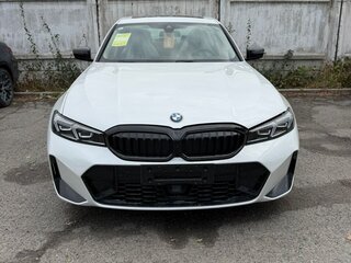 2024 BMW 3 серии 330i xDrive VII (G2x) Рестайлинг 2, белый, 6400000 рублей, вид 1