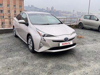 2018 Toyota Prius IV (XW50), серый, 1730000 рублей, вид 1