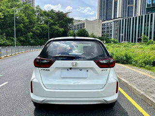 2022 Honda Fit IV, белый, 1082472 рублей, вид 5