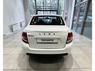 2026 Lada (ВАЗ) Granta I Рестайлинг, белый, 1085100 рублей, вид 5