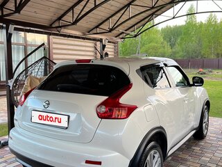 2013 Nissan Juke I, белый, 1050000 рублей, вид 3
