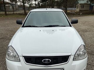 2014 Lada (ВАЗ) Priora I Рестайлинг, белый, 650000 рублей, вид 1