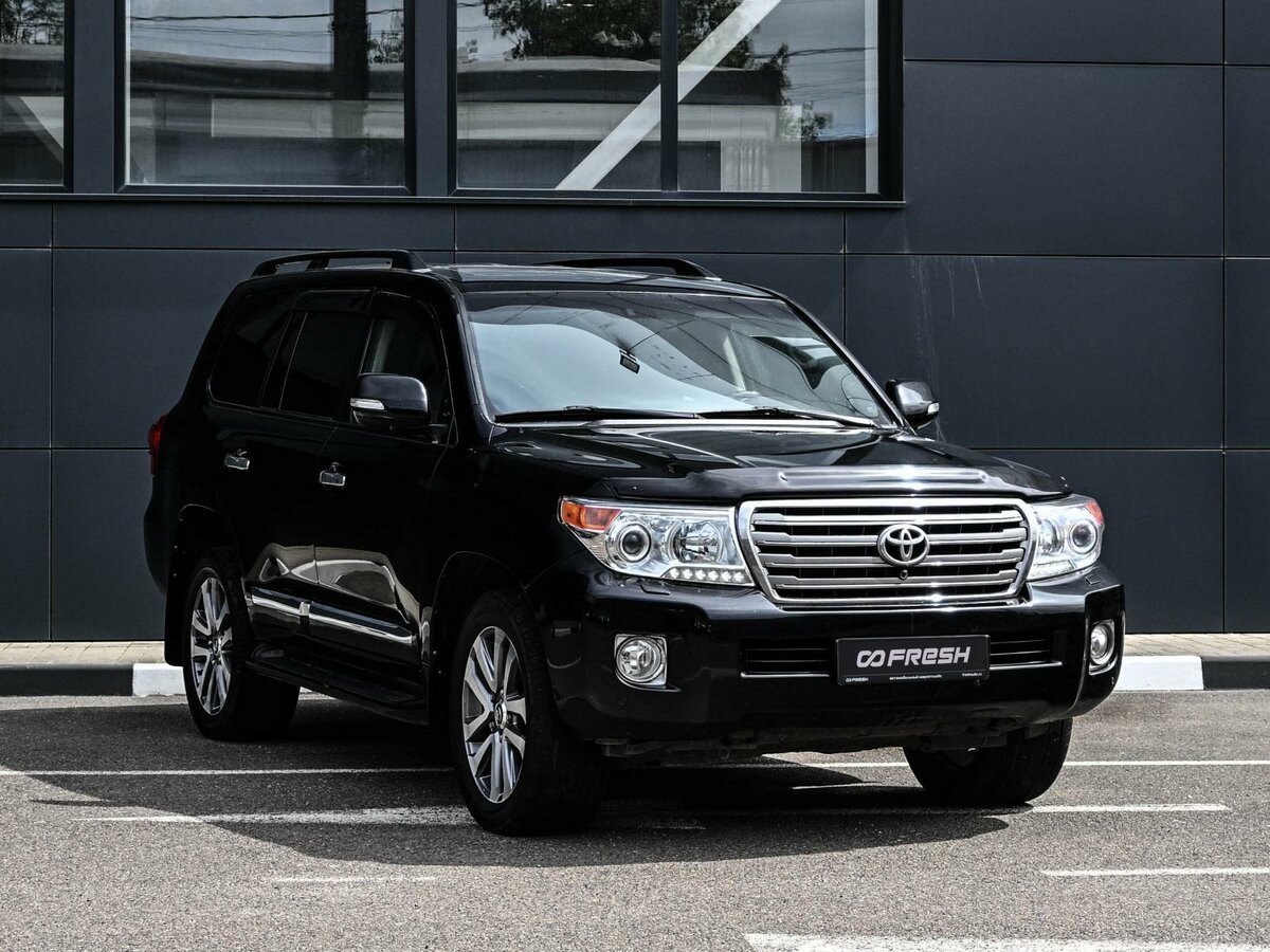 Toyota Land Cruiser 200 Series Рестайлинг 1