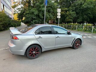 2012 Mitsubishi Lancer X Рестайлинг, серебристый, 600000 рублей, вид 4