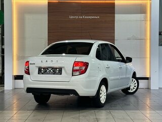2021 Lada (ВАЗ) Granta I Рестайлинг, белый, 749900 рублей, вид 4