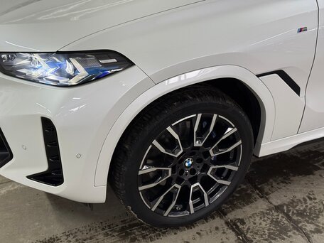 2024 BMW X6 40i III (G06) Рестайлинг, белый, 12290000 рублей, вид 2