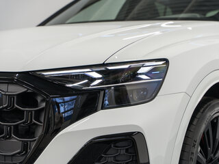 2026 Audi Q8 50 TDI I (4M) Рестайлинг, белый, 12790000 рублей, вид 2