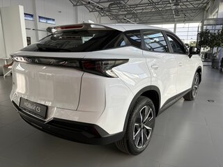 2026 Omoda C5 II, белый, 2579000 рублей, вид 4