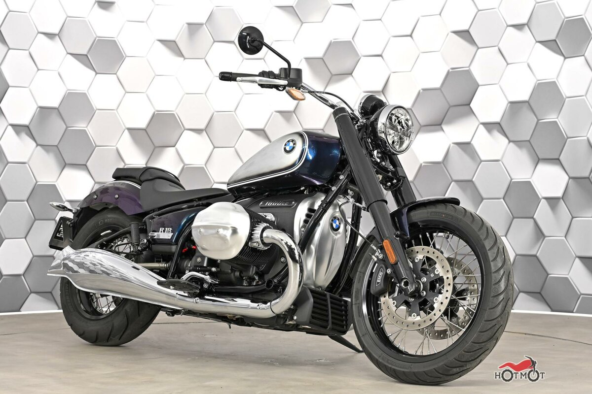 BMW R 18